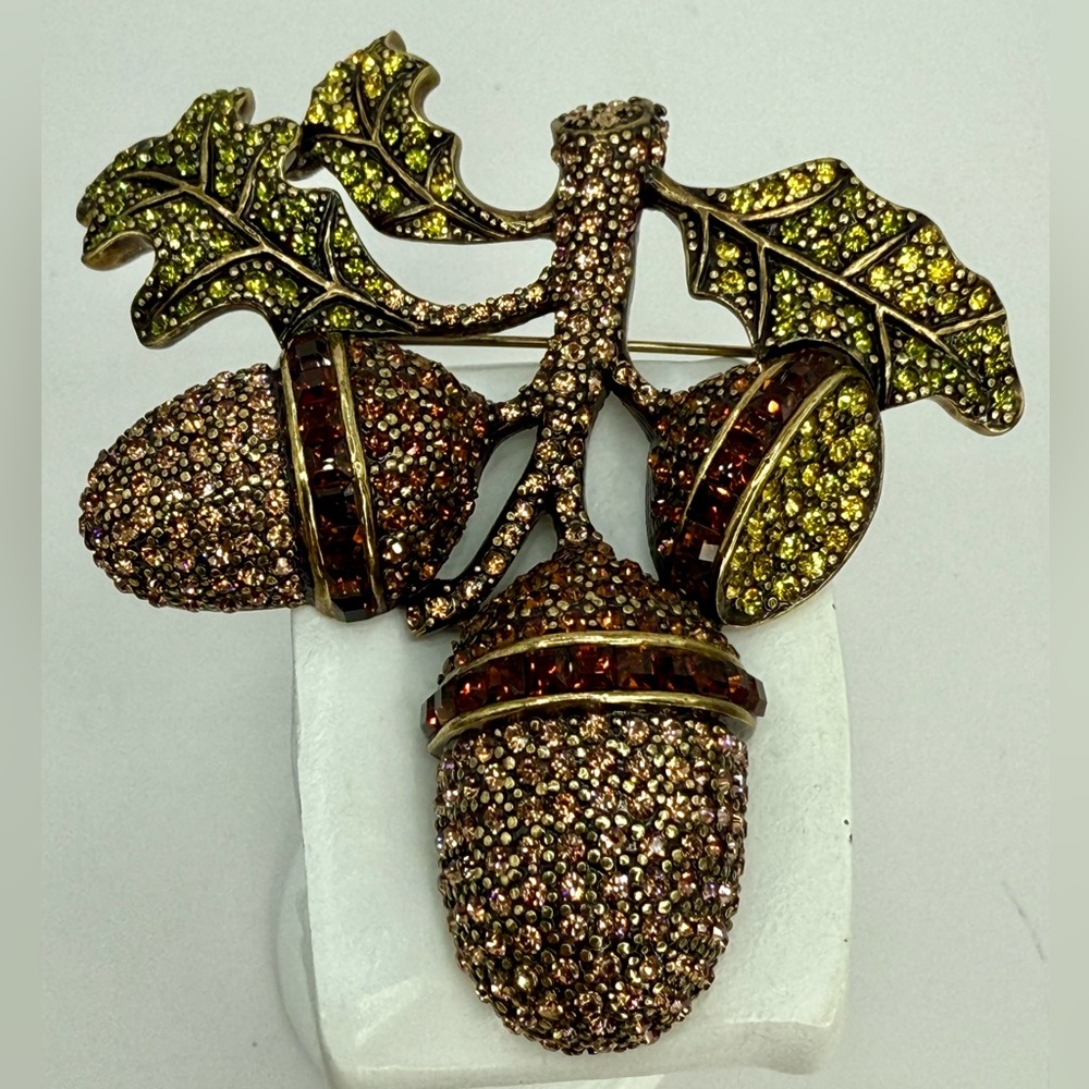 Vintage Heidi Daus Acorn & Oak Leaf Brooch – Pave Crystals – Multi-Tone Bronze